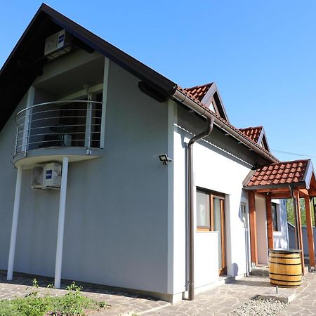 Apartment Filomena Smoljanac Eksteriør bilde