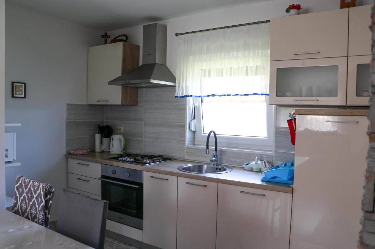 Apartment Filomena Smoljanac Eksteriør bilde
