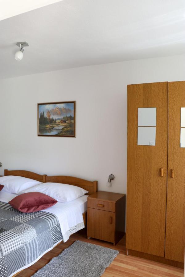Apartment Filomena Smoljanac Eksteriør bilde